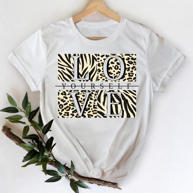 T-shirts Women 2021 Leopard Heart Casual 90s Fashion Trend Printing Clothes Graphic Tshirt Top Lady Print Female Tee T-Shirt